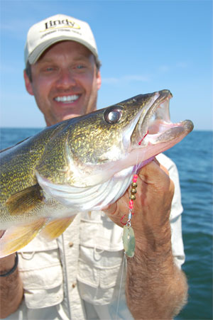John Balla with a nice eye caught on a Shake-E-Blade rig.